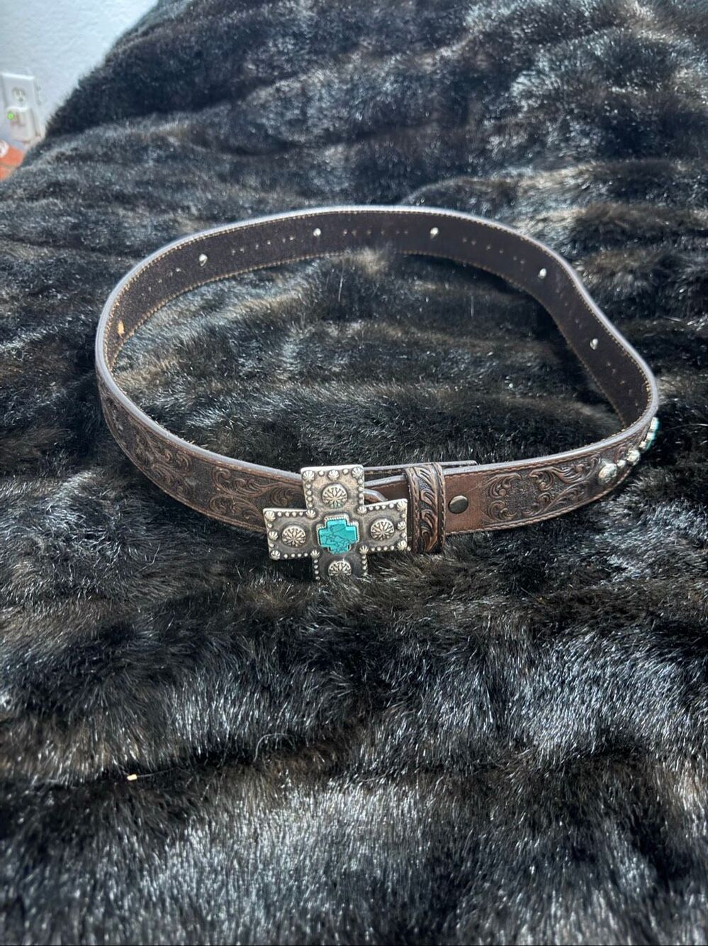 ARIAT WOMEN'S TURQUOISE INLAY CROSS TOOLED BELT WESTERN M